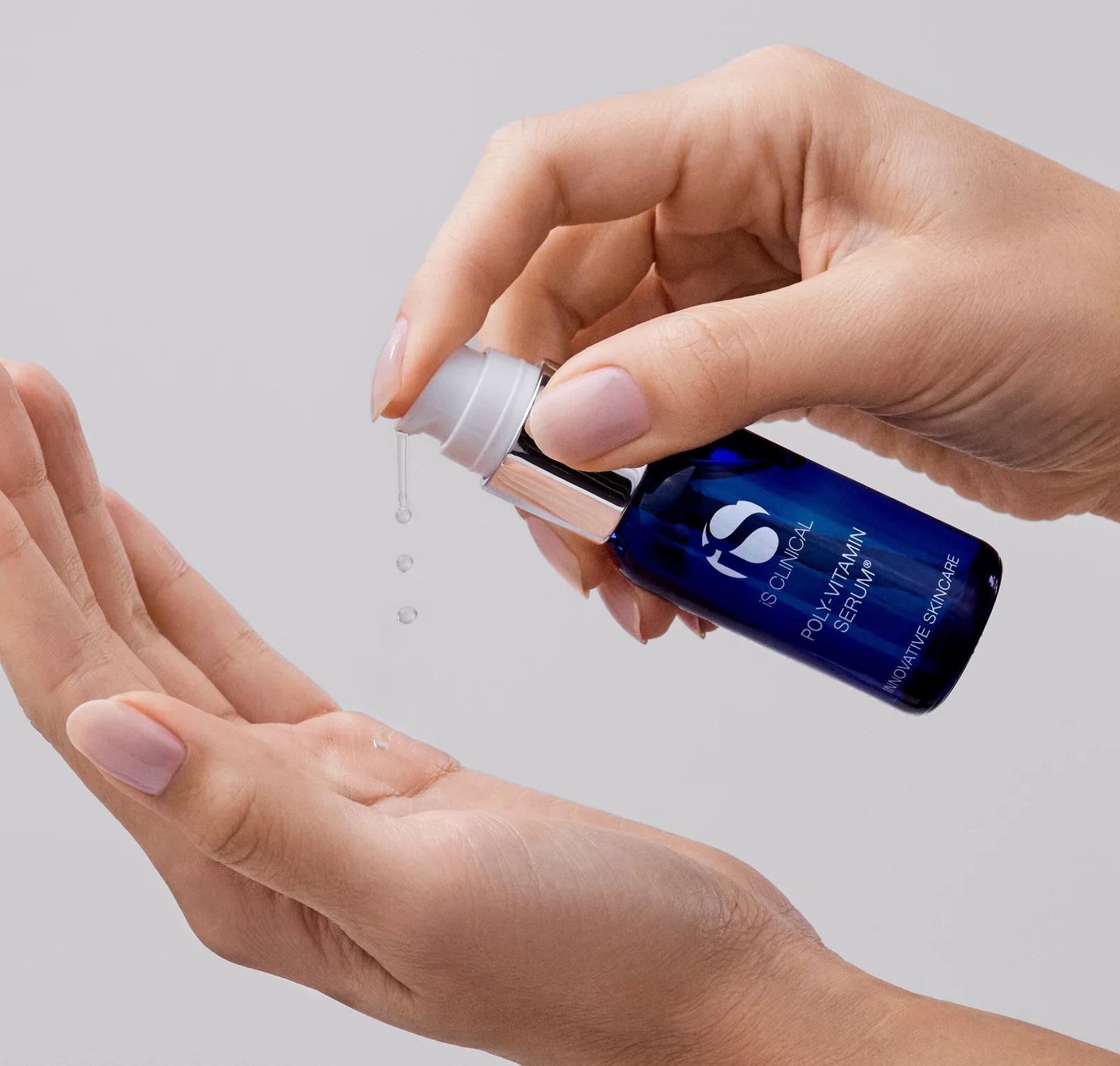 iS Clinical Poly-Vitamin Serum