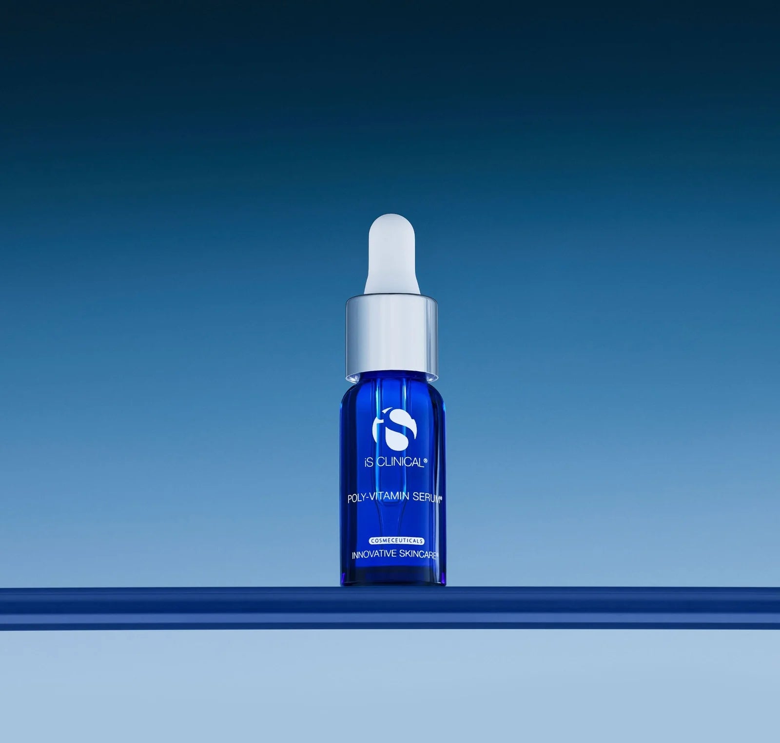 iS Clinical Poly-Vitamin Serum